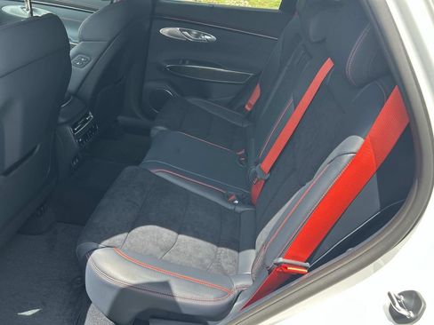 New 2027 Genesis GV70 3.5T Prestige AWD/4WD image 19
