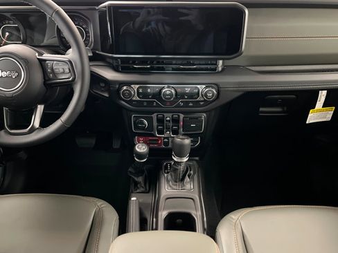 New 2026 Jeep Gladiator Mojave AWD/4WD image 13