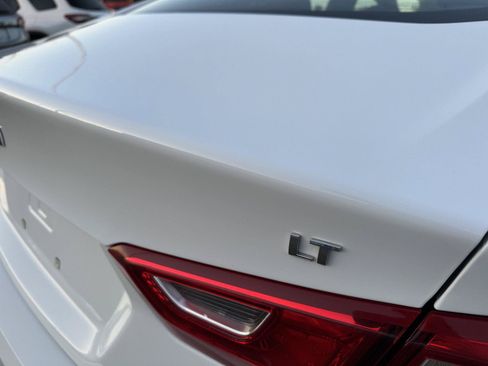 Used 2024 Chevrolet Malibu LT FWD image 4