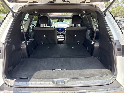 Used 2025 Lexus TX 350 AWD w/ Technology Package image 22