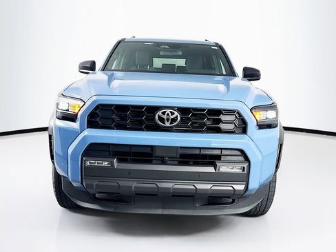 Used 2025 Toyota 4Runner TRD Off-Road image 2