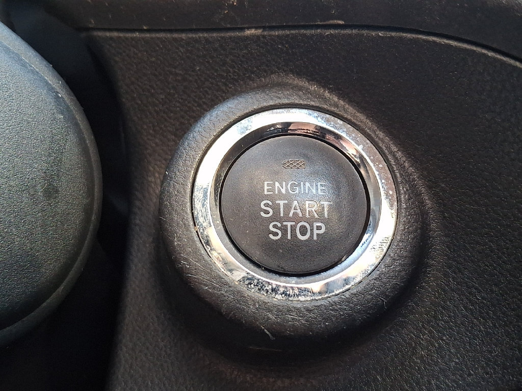 Used 2023 Subaru Forester Limited AWD/4WD image 25