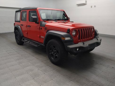 Used 2018 Jeep Wrangler Unlimited Sport AWD/4WD image 13