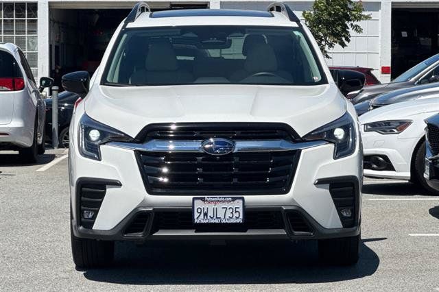 Certified 2025 Subaru Ascent Limited AWD/4WD image 8