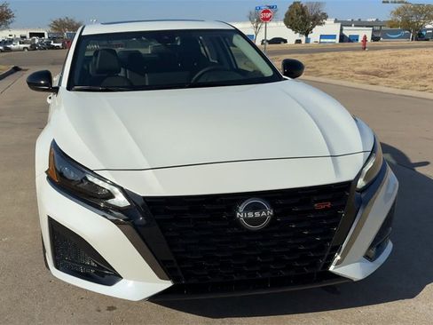 New 2025 Nissan Altima 2.5 SR w/ SR Premium Package image 3