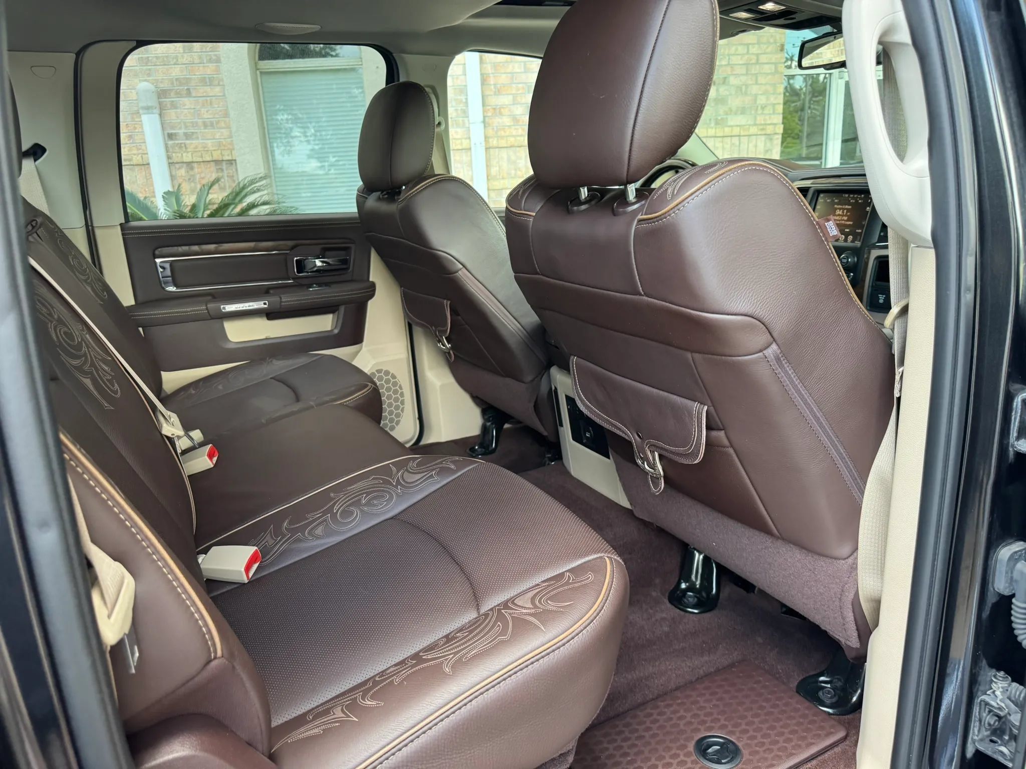 Used 2016 RAM 1500 Laramie Longhorn w/ Convenience Group RWD image 28