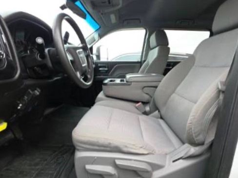 Used 2015 GMC Sierra 2500 4x4 Crew Cab image 7