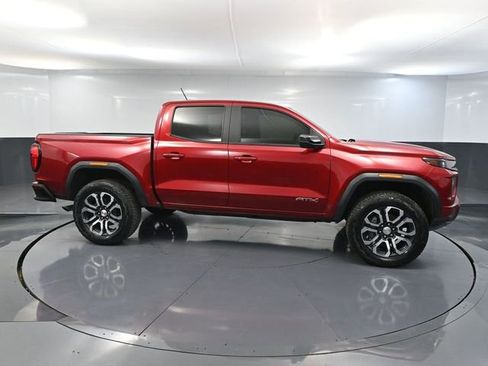 Used 2024 GMC Canyon AT4 w/ AT4 Premium Package image 4