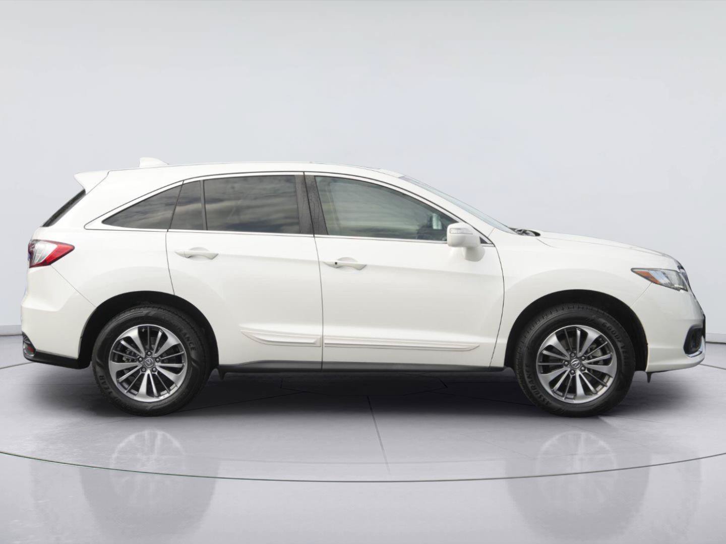 Used 2017 Acura RDX w/ Advance Package FWD image 5