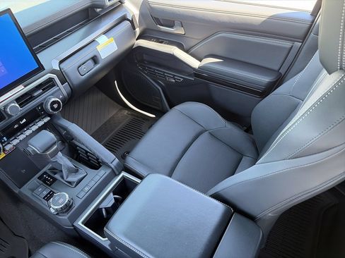 New 2026 Toyota 4Runner Limited AWD/4WD image 19