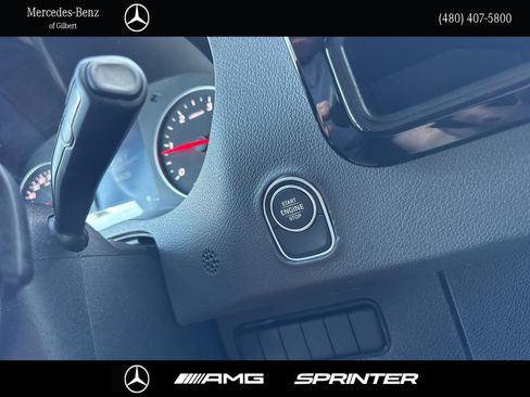 Used 2025 Mercedes-Benz Sprinter 2500 image 29