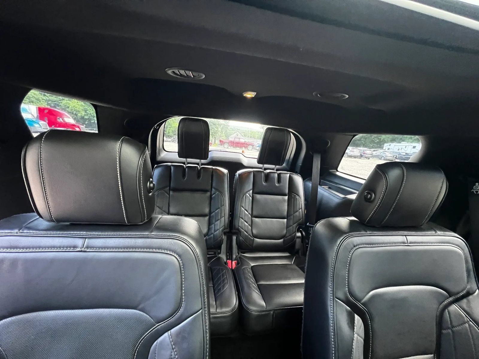 Used 2016 Ford Explorer Platinum AWD/4WD image 15