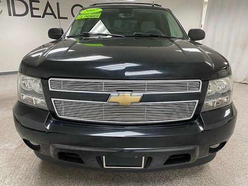 Used 2007 Chevrolet Avalanche LS image 2