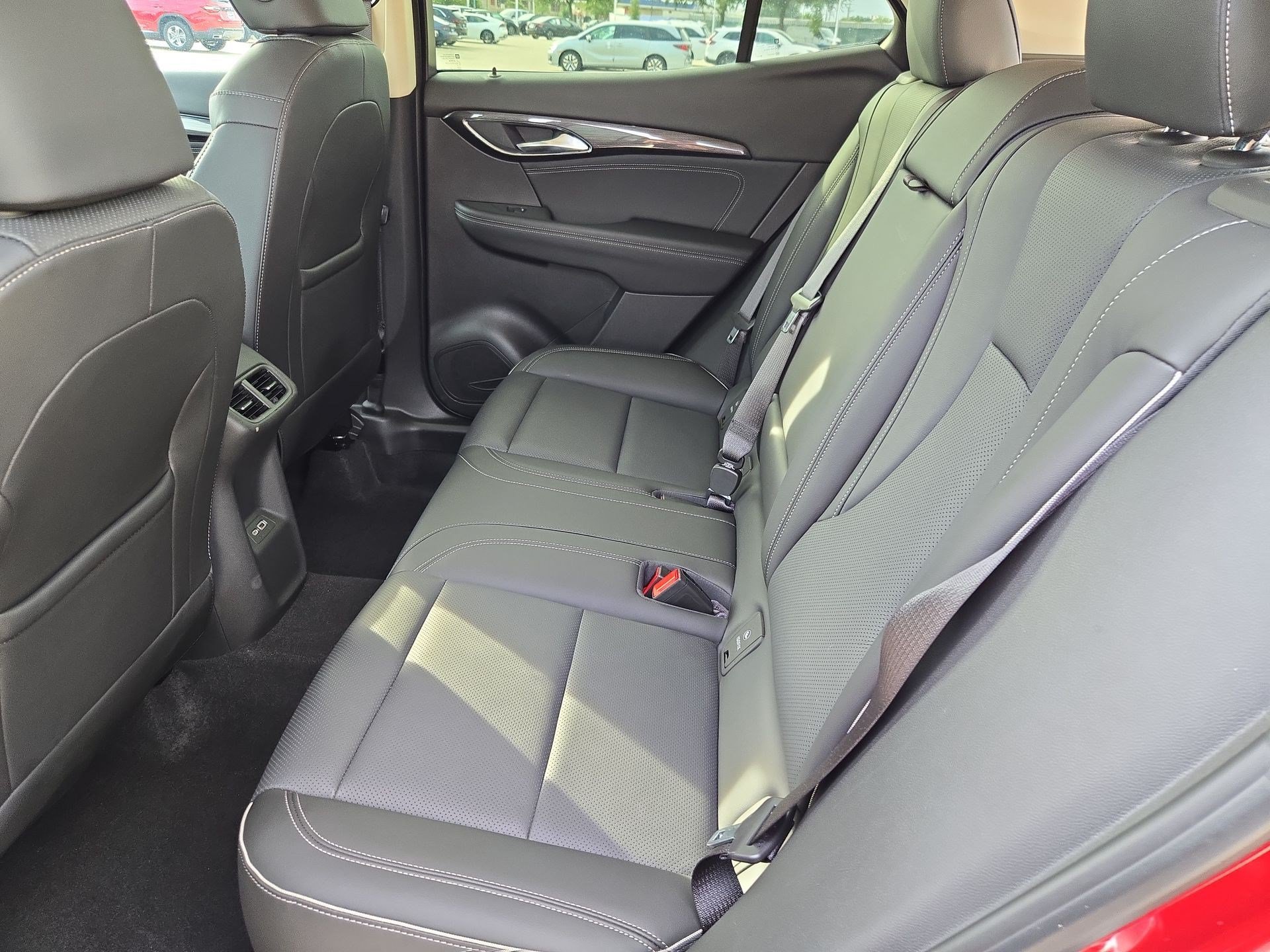 Used 2023 Buick Envision Essence FWD image 26