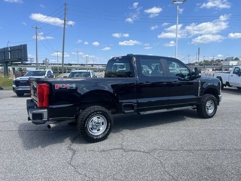 Used 2024 Ford F350 XL w/ XL Off-Road Package image 4
