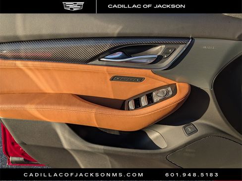 New 2026 Cadillac CT5 V image 18