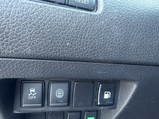Used 2019 Nissan Rogue S FWD image 28