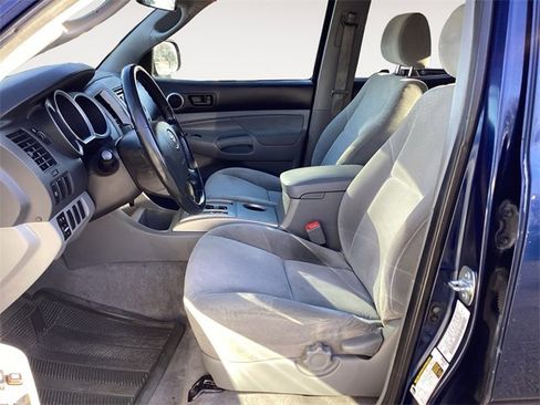 Used 2008 Toyota Tacoma PreRunner image 9