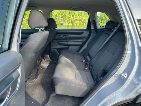 Used 2023 Honda CR-V LX image 13