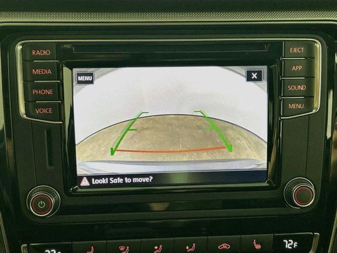 Used 2018 Volkswagen Passat 2.0T SE FWD image 13