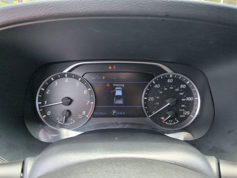 Used 2022 Nissan Frontier SV w/ Technology Package RWD image 34