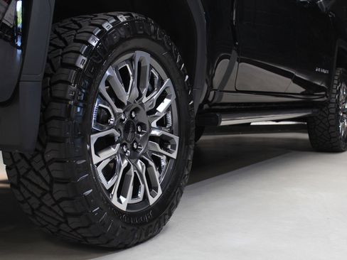 Used 2026 GMC Sierra 1500 Denali Ultimate AWD/4WD image 29