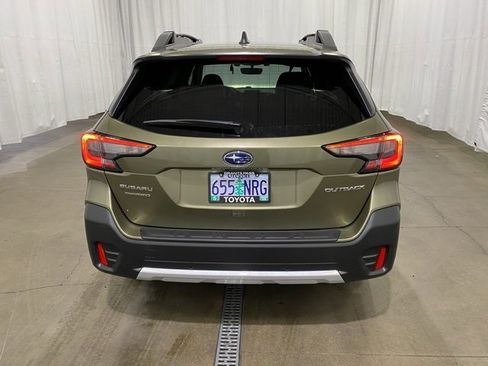 Used 2022 Subaru Outback Limited image 5