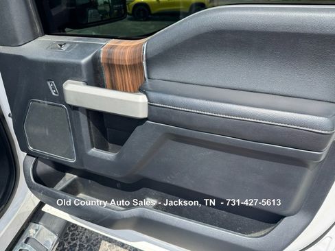 Used 2017 Ford F150 Lariat w/ Equipment Group 502A Luxury image 19