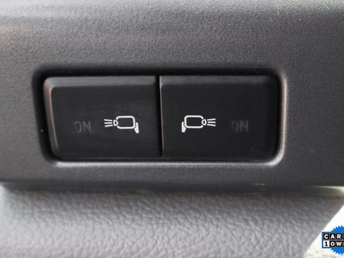 Used 2017 Ford F550 2WD Crew Cab Super Duty image 22
