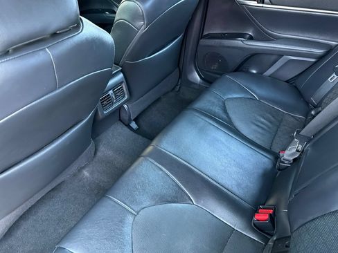 Used 2018 Toyota Camry XSE w/ Driver Assist Package FWD image 12
