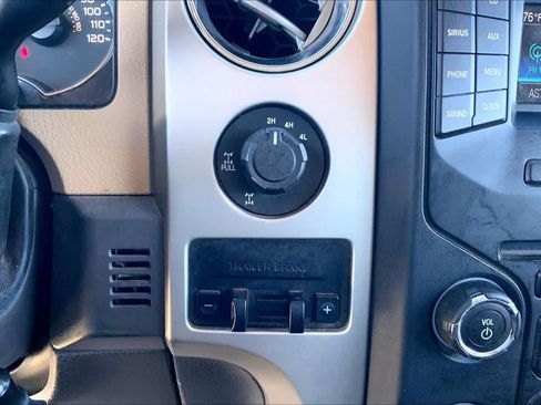 Used 2014 Ford F150 XLT w/ Equipment Group 302A Luxury AWD/4WD image 32