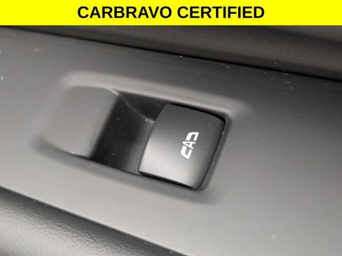 Used 2021 Chevrolet Suburban LT AWD/4WD image 36