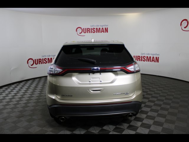 Used 2018 Ford Edge Titanium w/ Technology Package AWD/4WD image 5