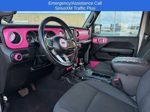 Used 2019 Jeep Wrangler Unlimited Sahara image 11