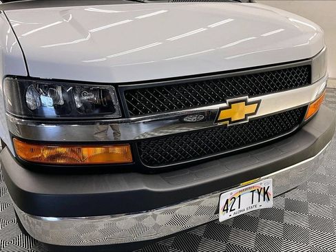Used 2025 Chevrolet Express 2500 w/ Driver Convenience Package RWD image 29