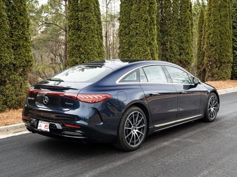 Used 2022 Mercedes-Benz EQS 580 580 image 12