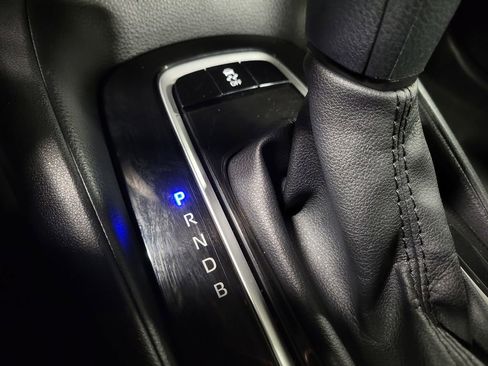 Used 2025 Toyota Corolla LE image 16