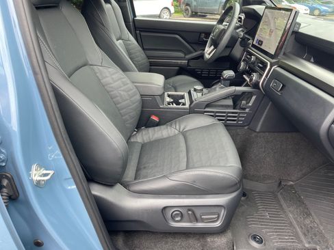Used 2025 Toyota 4Runner TRD Sport Premium RWD image 19