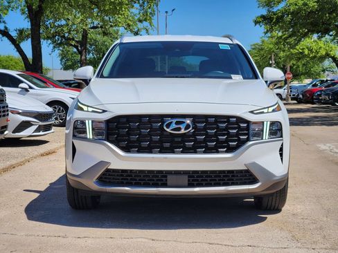 Used 2023 Hyundai Santa Fe SEL image 2