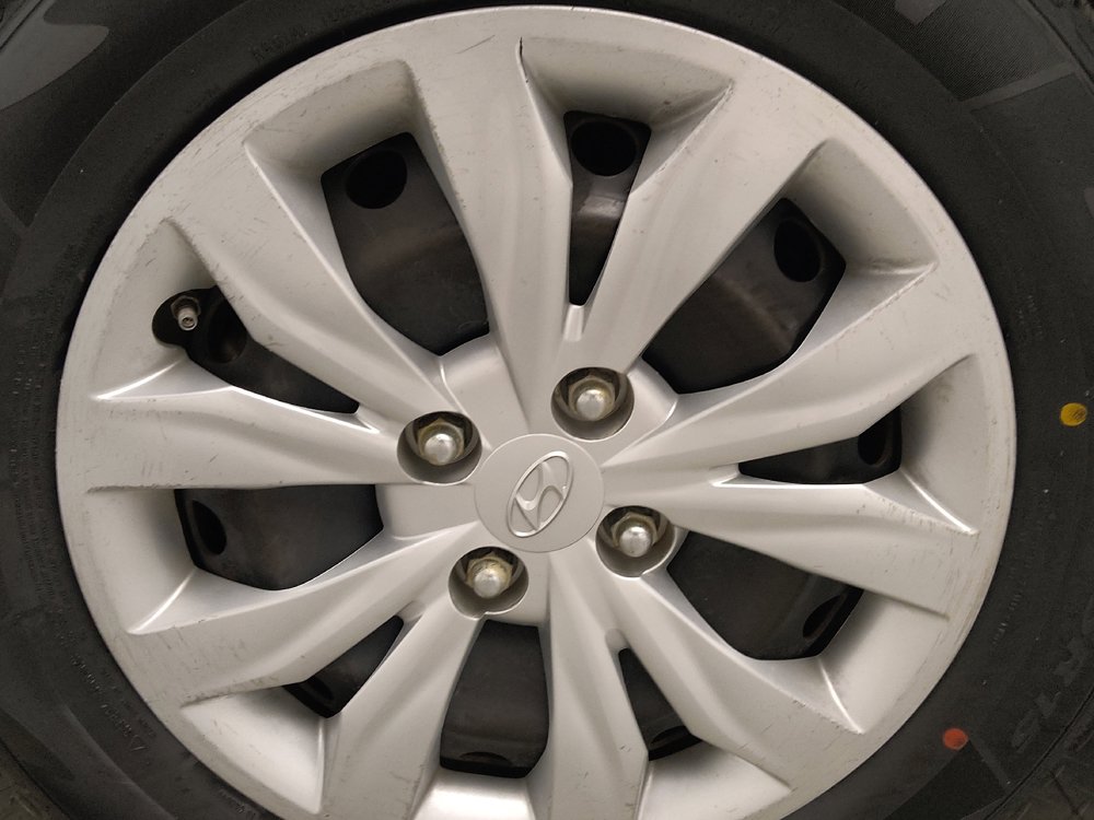 Used 2022 Hyundai Accent SE FWD image 31