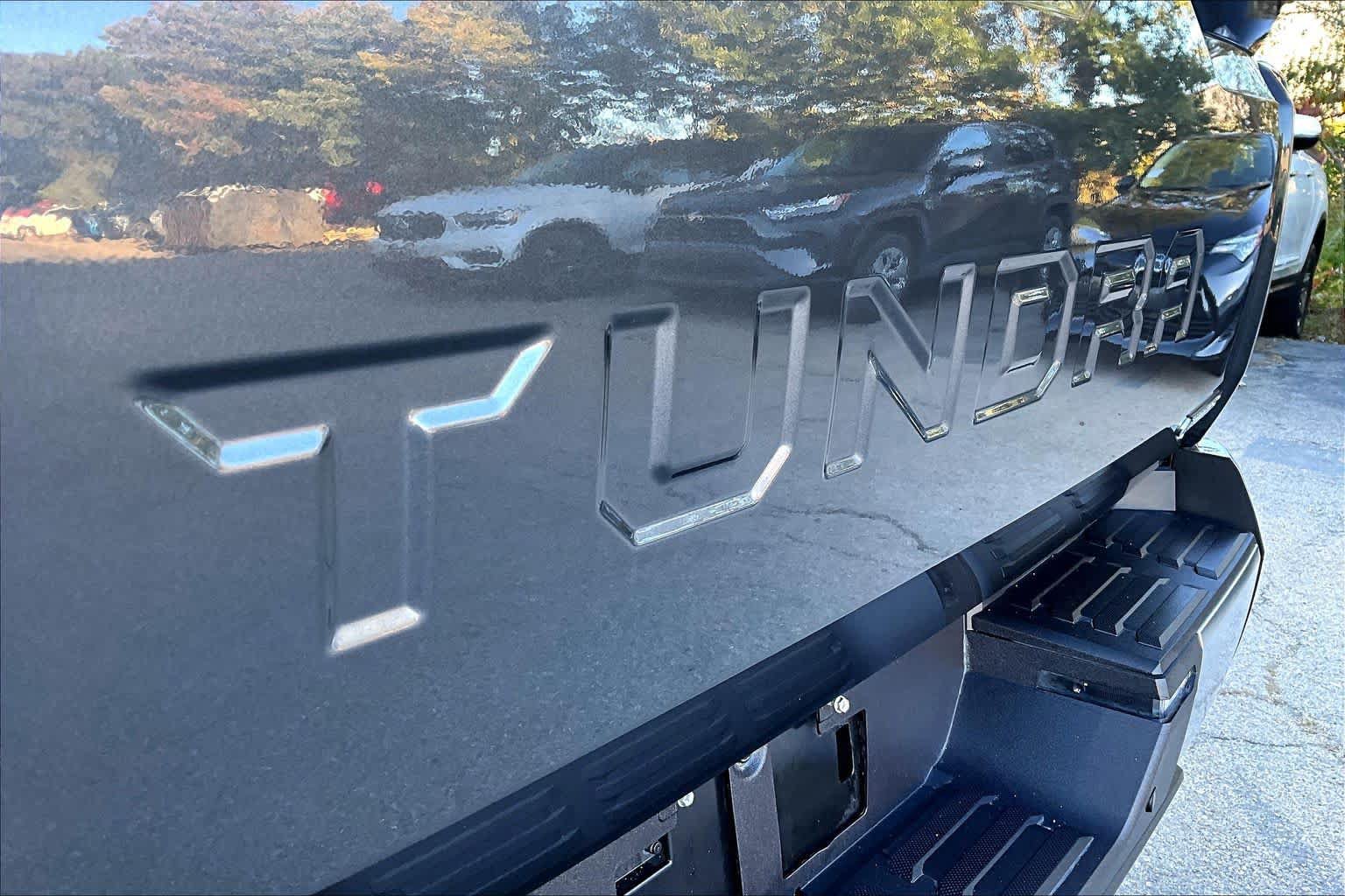 Certified 2025 Toyota Tundra Limited AWD/4WD image 10