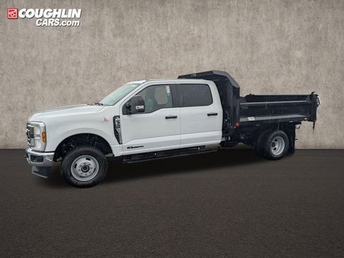 New 2026 Ford F350 XL w/ XL Chrome Package AWD/4WD image 5