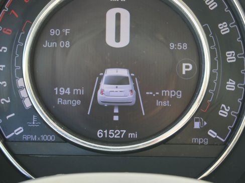 Used 2017 FIAT 500 Pop FWD image 11