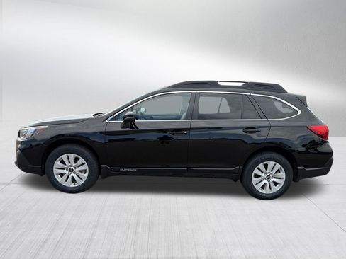 Used 2019 Subaru Outback 2.5i Premium w/ Popular Package #2 AWD/4WD image 8