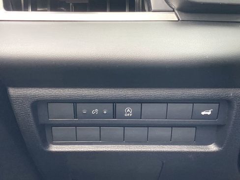 New 2026 Mitsubishi Outlander SE FWD image 14