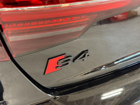 Used 2023 Audi S4 Premium Plus w/ Premium Plus Package image 11