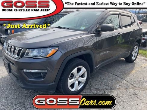 Used 2019 Jeep Compass Latitude w/ Popular Equipment Group AWD/4WD image 1