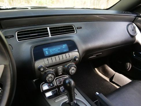 Used 2010 Chevrolet Camaro SS image 11