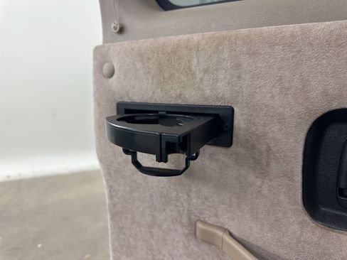 Used 2011 Chevrolet Express 1500 image 37