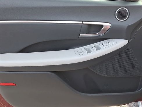 Used 2023 Hyundai Sonata SEL image 10